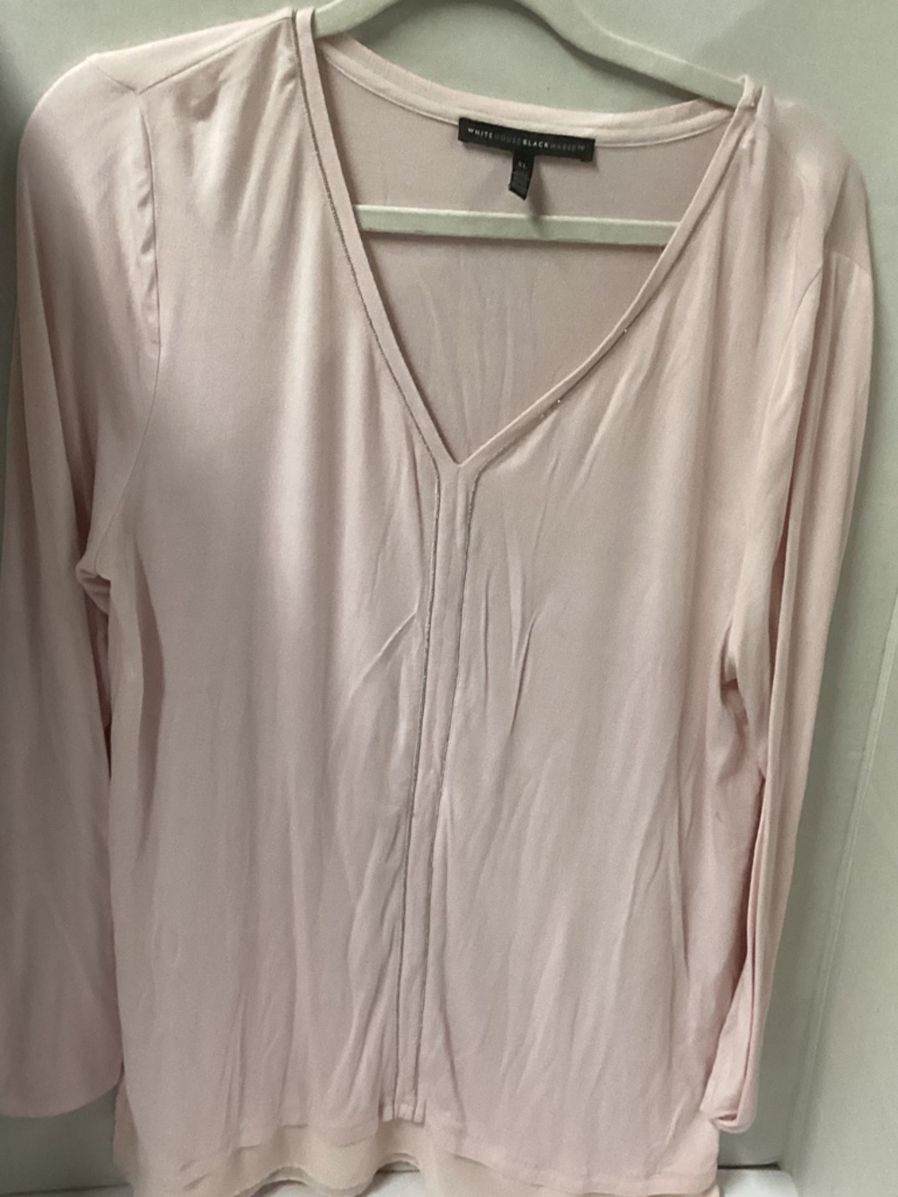 White House Black Market Pale Pink V-Neck Long Sleeve Top